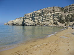 Mar calmo e morno em Creta